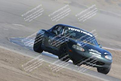 media/Sep-04-2022-CalClub SCCA (Sun) [[1ba13493be]]/Group 3/Off Ramp/